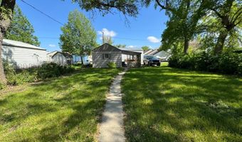 1204 4th St, Britton, SD 57430