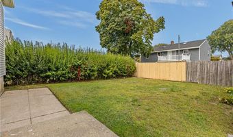 94 Carman St, Cranston, RI 02910