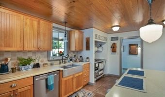 206 Mcpeek Rd, Andover, NJ 07848