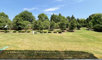 2122 Whitesmith Dr, Apex, NC 27502