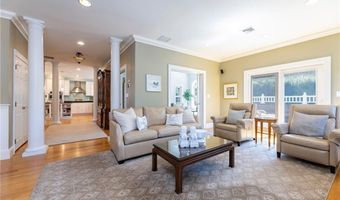 16 Central St, Charlestown, RI 02813
