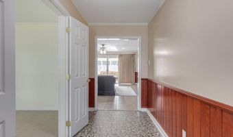 1215 N State St, Abbeville, LA 70510
