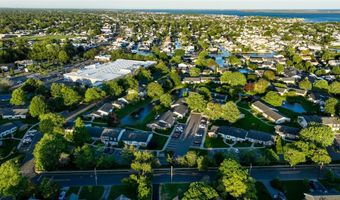 7 Harbor N, Amityville, NY 11701