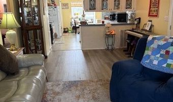 345 Waldorf Dr, Auburndale, FL 33823