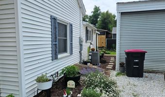 105 E Logan St, Attica, IN 47918