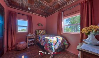 52 Road 8UC, Clark, WY 82435