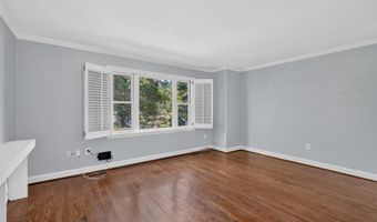 3334 2ND St S, Arlington, VA 22204