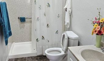 3230 N Rockwell Ave, Bethany, OK 73008