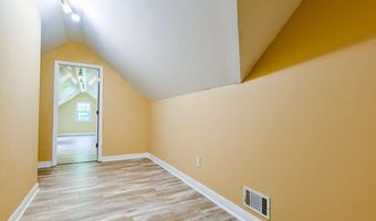 283 Creekside Dr, Arnoldsville, GA 30619