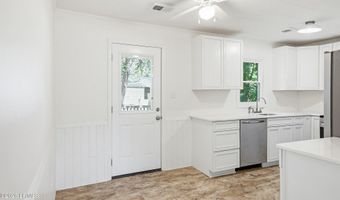 2905 Third St, Beaufort, SC 29902