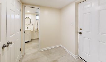 7208 EARLY St, Annandale, VA 22003