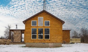 18999 River Rd, Athens, OH 45701