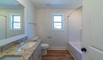 725 Waterford Way, Ashford, AL 36312