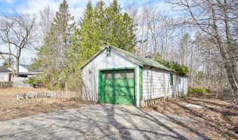 14 Jackson Ave, Conway, NH 03818