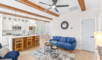 518 First St, Apex, NC 27502