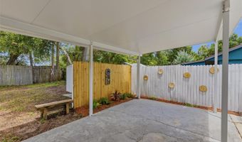208 AVALONE Dr, Apopka, FL 32703