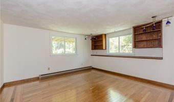 63 Duck Cove Rd, North Kingstown, RI 02852