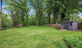 6609 Rix St SE, Ada, MI 49301