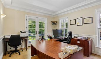 7800 RADNOR Rd, Bethesda, MD 20817