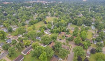 822 Croswell, Adrian, MI 49221