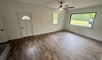 611 E L Ives Dr, Aberdeen, NC 28315