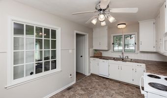 649 SW Kenworthy Dr, Ankeny, IA 50023