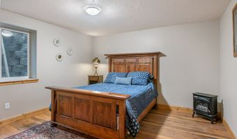 14300 Cambridge Rd, Bonner, MT 59823