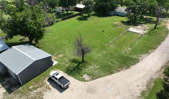 214 Hemphill St, Hico, TX 76457