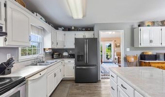 346 Thomas Rd, Benton, TN 37307