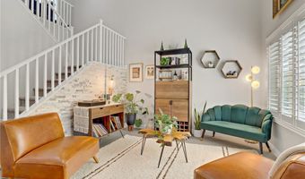 5742 Shadow Bend Dr, Las Vegas, NV 89135