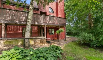 4465 Crescent Rd, Fitchburg, WI 53711