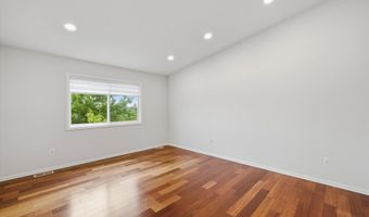 2243 Sun Valley Dr, Ann Arbor, MI 48108