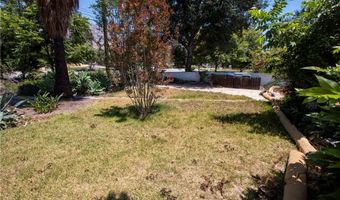 1152 E Mendocino St, Altadena, CA 91001