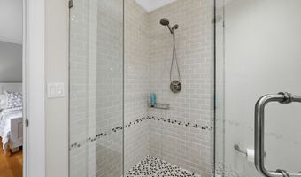 3 Bayberry Dr, Brookfield, CT 06804