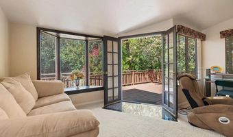 10880 Hess Dr, La Mesa, CA 91941