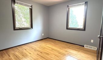 704 S Harrison St, Aberdeen, SD 57401
