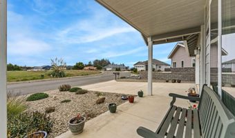 822 SPYGLASS Dr, Bandon, OR 97411