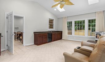 1212 N CLEVELAND St, Arlington, VA 22201