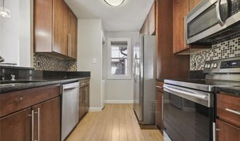 1007 Sandy Lane Dr, Alpharetta, GA 30022