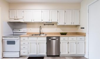 2503 Meade Ct, Ann Arbor, MI 48105