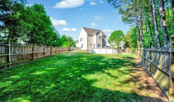 1009 Country Glen Ct, Apex, NC 27502