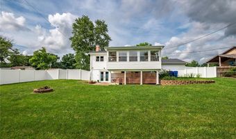 366 Sorrento Dr, Ballwin, MO 63021