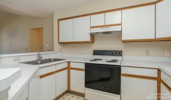 1328 Heatherwood Ln, Ann Arbor, MI 48108