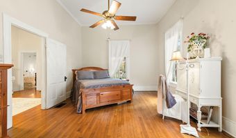8916 Eastwood Dr, Abbeville, LA 70510