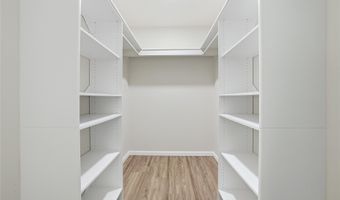 1379 A Manu Aloha St B, Kailua, HI 96734