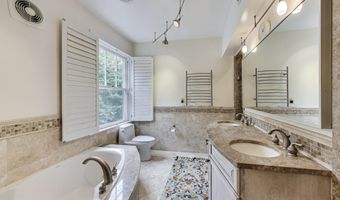 5809 GROSVENOR Ln, Bethesda, MD 20814