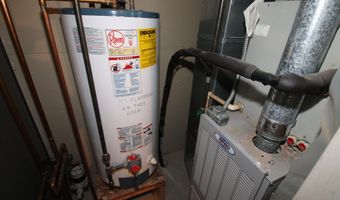 306 Emerald Dr, Arnolds Park, IA 51331