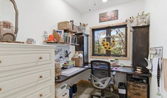 114 Bear Cat Ct, Alvord, TX 76225