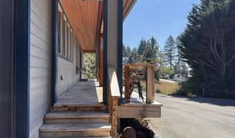 929 OLD COUNTY Rd, Brookings, OR 97415