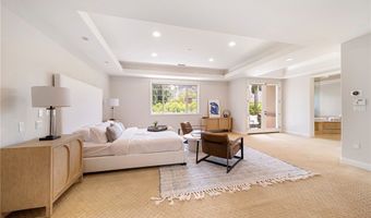 15850 Seville Ln, Encino, CA 91436